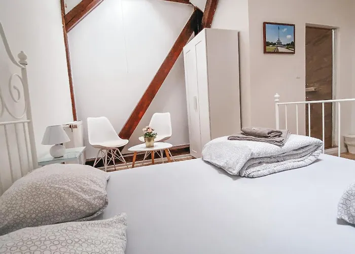 ホテル Blue Lotus ブラチスラヴァ