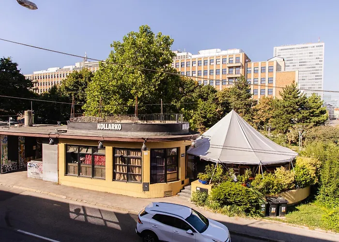 Blue Lotus ブラチスラヴァ